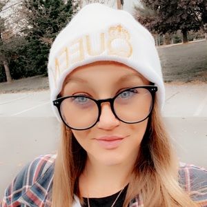 Meet your Posher, Aliegh